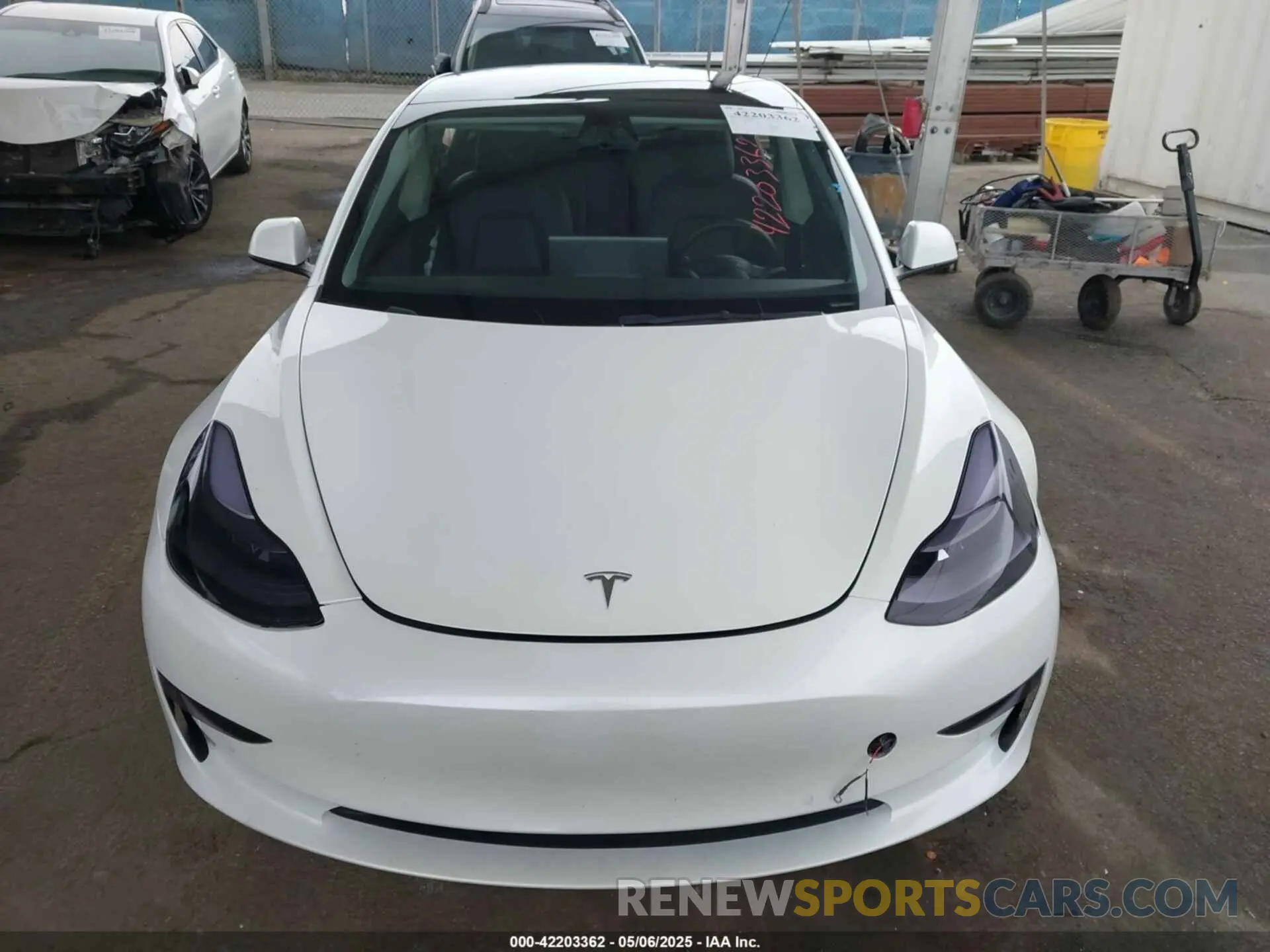 12 Photograph of a damaged car 5YJ3E1EAXNF117101 TESLA MODEL 3 2022
