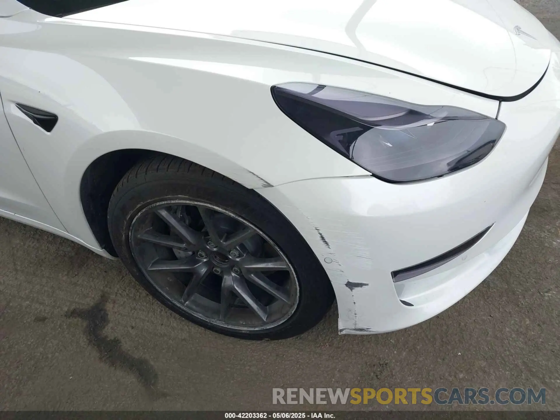 20 Photograph of a damaged car 5YJ3E1EAXNF117101 TESLA MODEL 3 2022