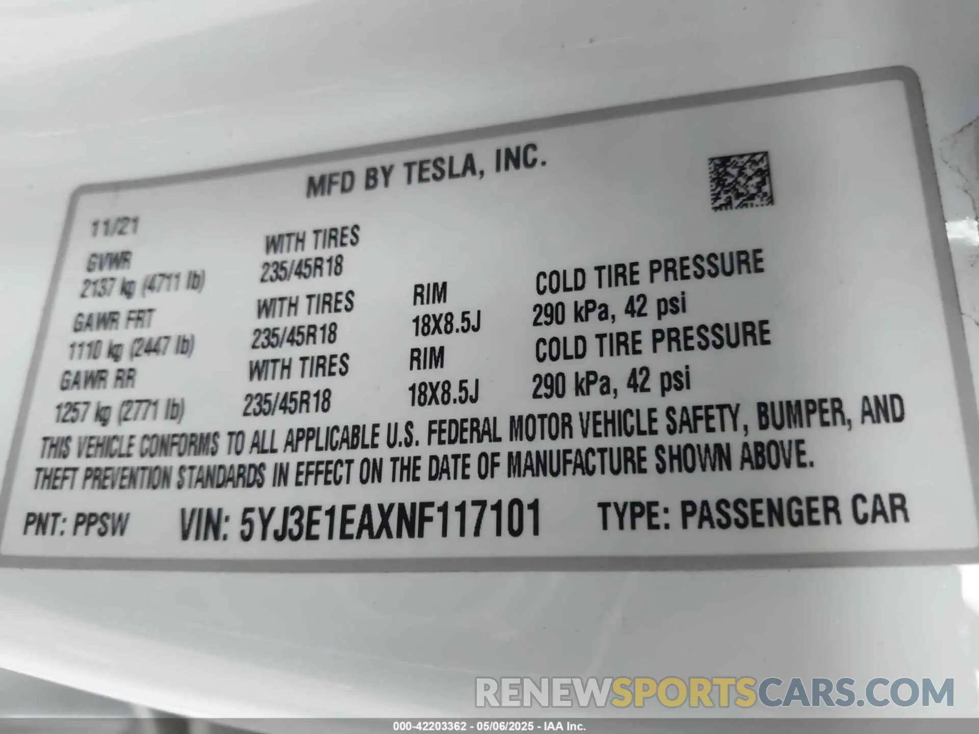 9 Photograph of a damaged car 5YJ3E1EAXNF117101 TESLA MODEL 3 2022