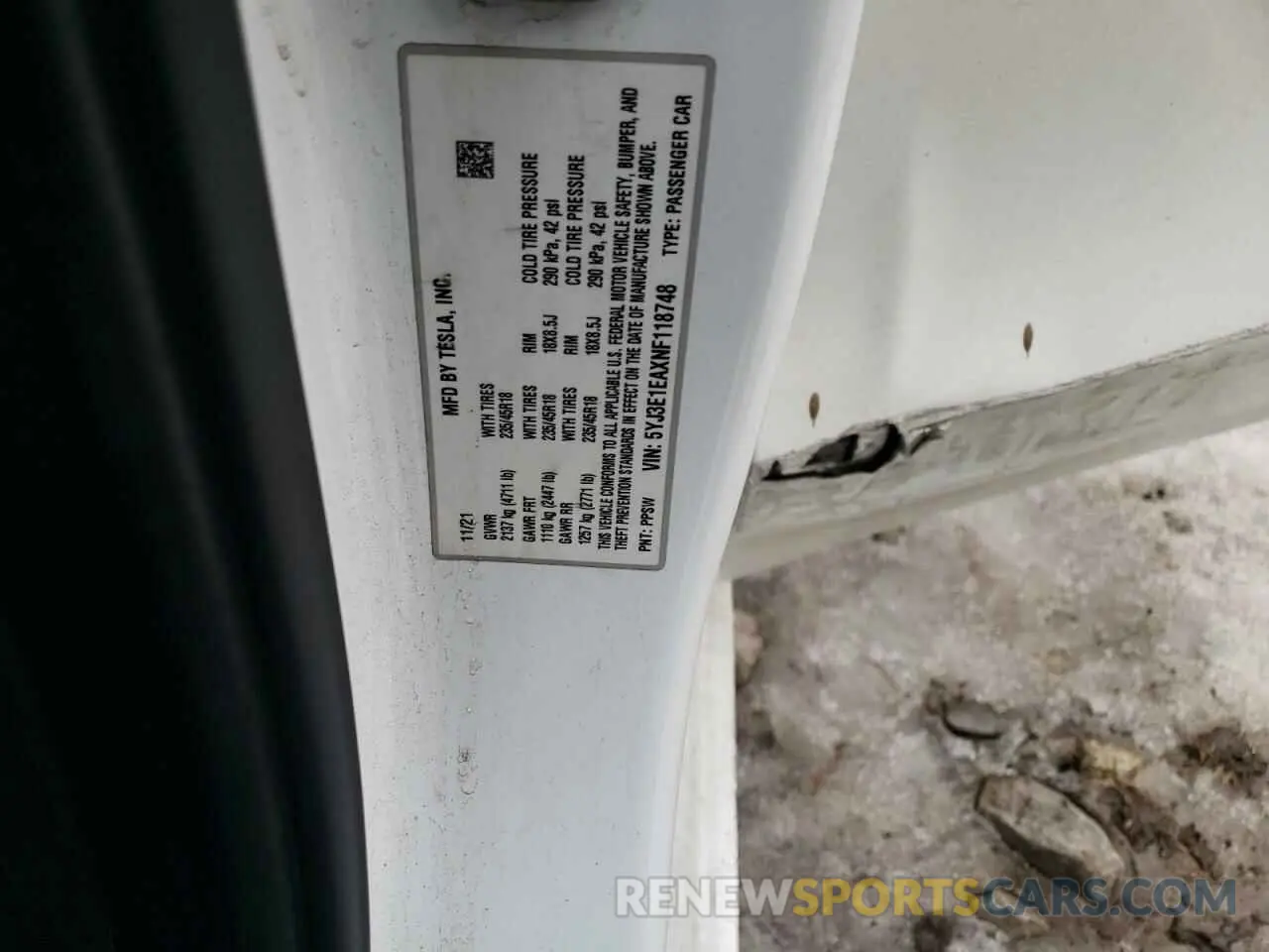 14 Photograph of a damaged car 5YJ3E1EAXNF118748 TESLA MODEL 3 2022