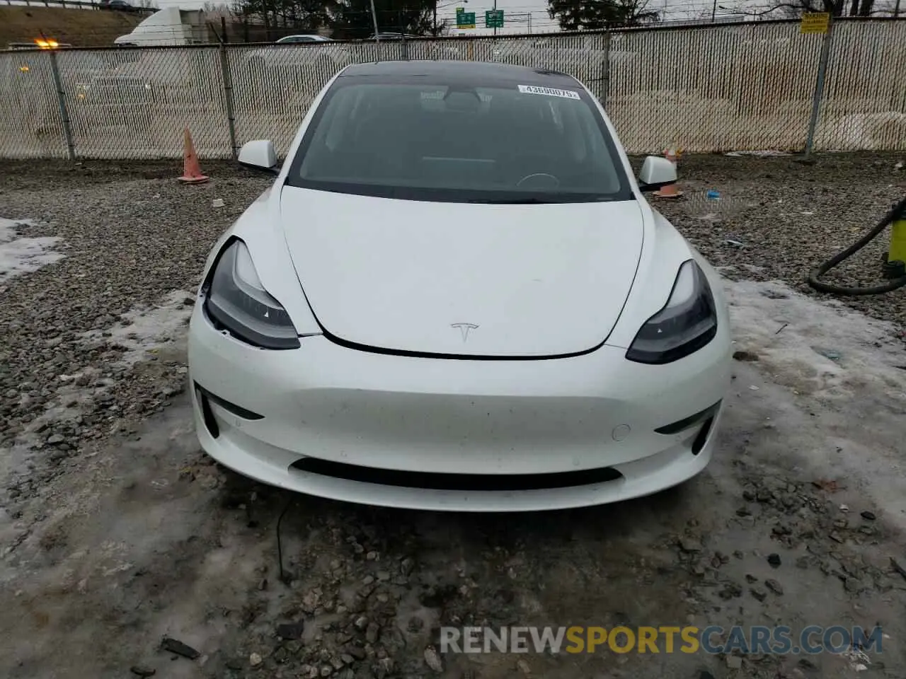 5 Photograph of a damaged car 5YJ3E1EAXNF118748 TESLA MODEL 3 2022