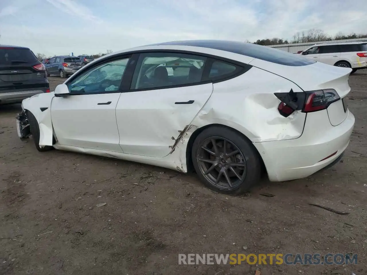 2 Photograph of a damaged car 5YJ3E1EAXNF119012 TESLA MODEL 3 2022