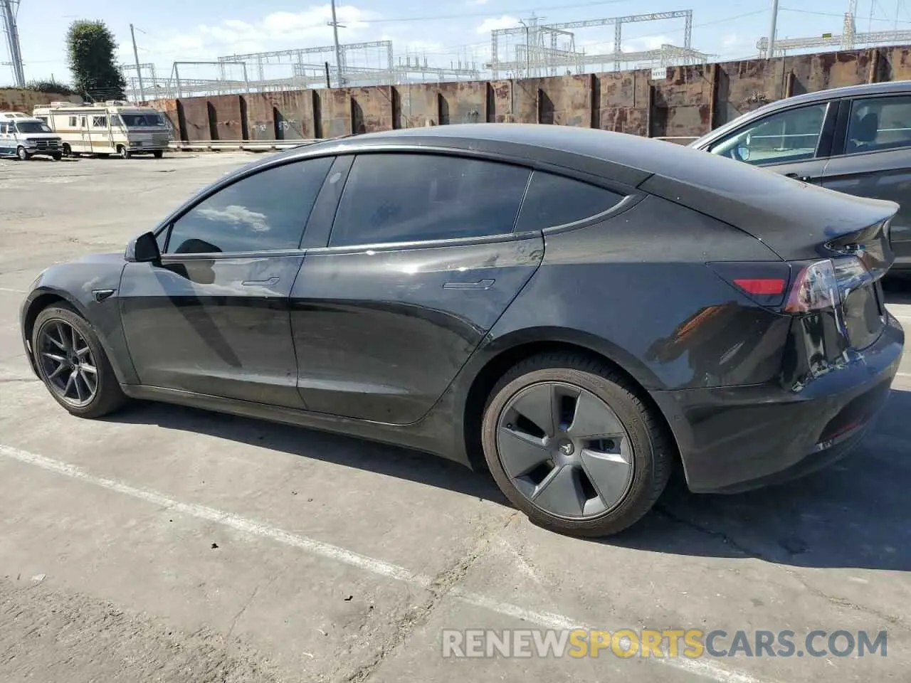 2 Photograph of a damaged car 5YJ3E1EAXNF120970 TESLA MODEL 3 2022
