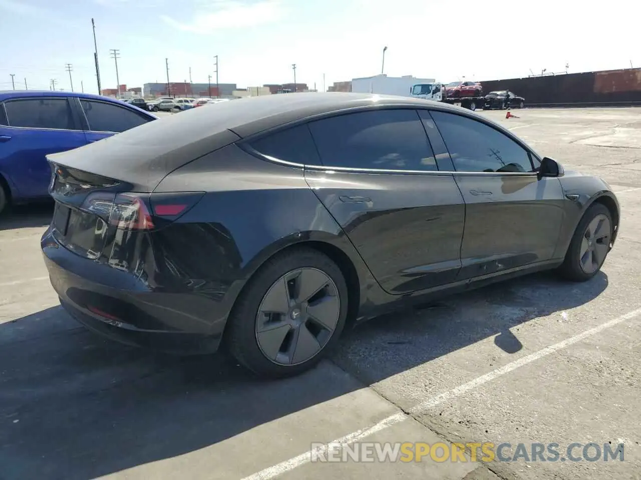 3 Photograph of a damaged car 5YJ3E1EAXNF120970 TESLA MODEL 3 2022