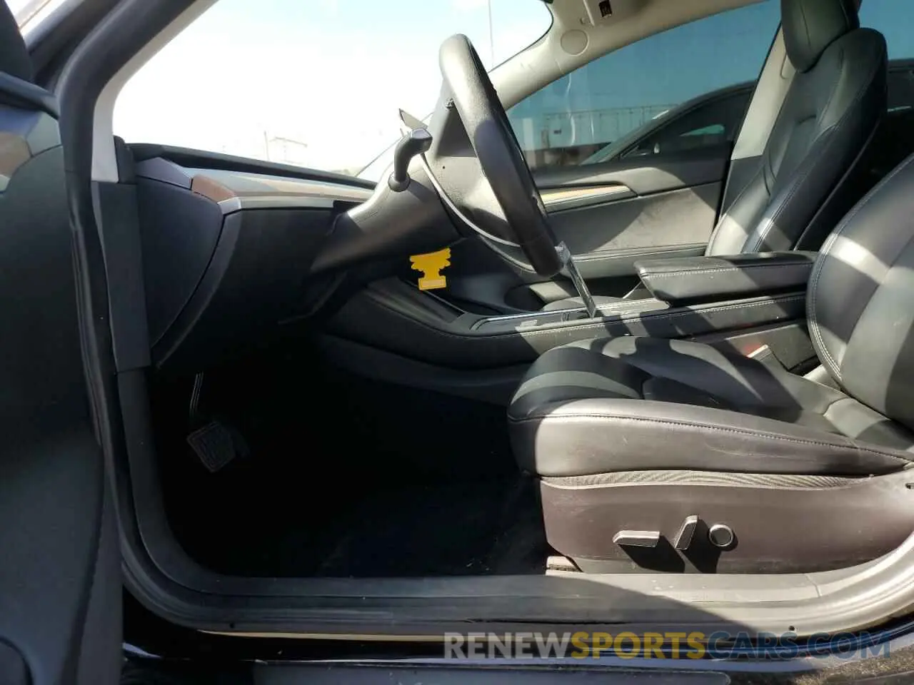 7 Photograph of a damaged car 5YJ3E1EAXNF120970 TESLA MODEL 3 2022