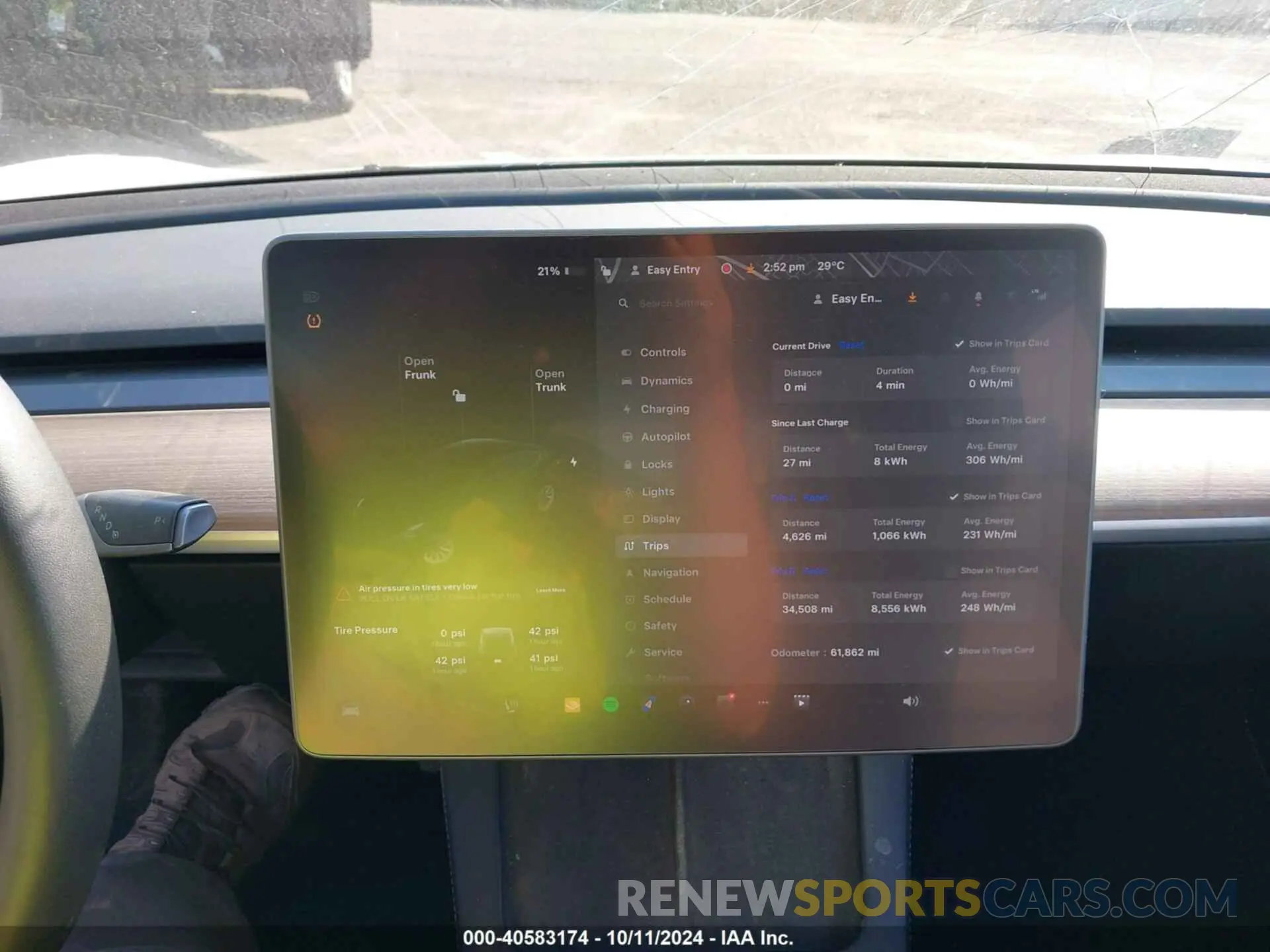 7 Photograph of a damaged car 5YJ3E1EAXNF185687 TESLA MODEL 3 2022