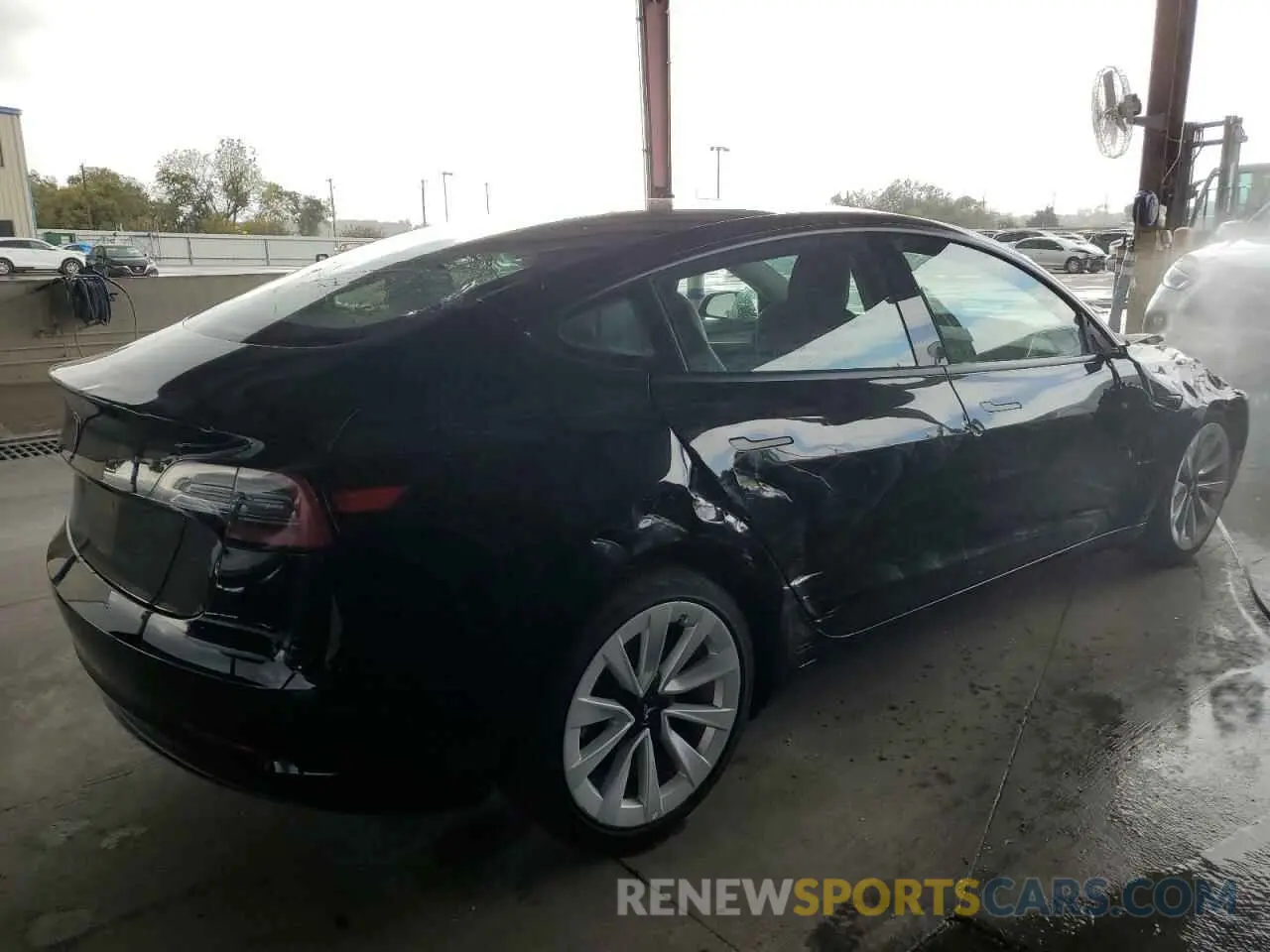 3 Photograph of a damaged car 5YJ3E1EAXNF186757 TESLA MODEL 3 2022