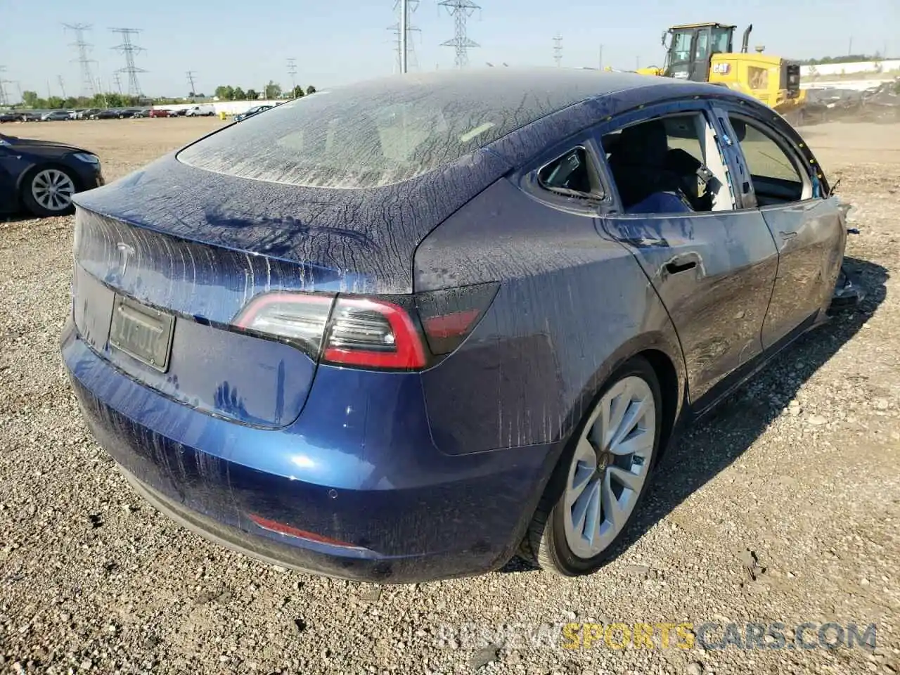 4 Photograph of a damaged car 5YJ3E1EAXNF188976 TESLA MODEL 3 2022