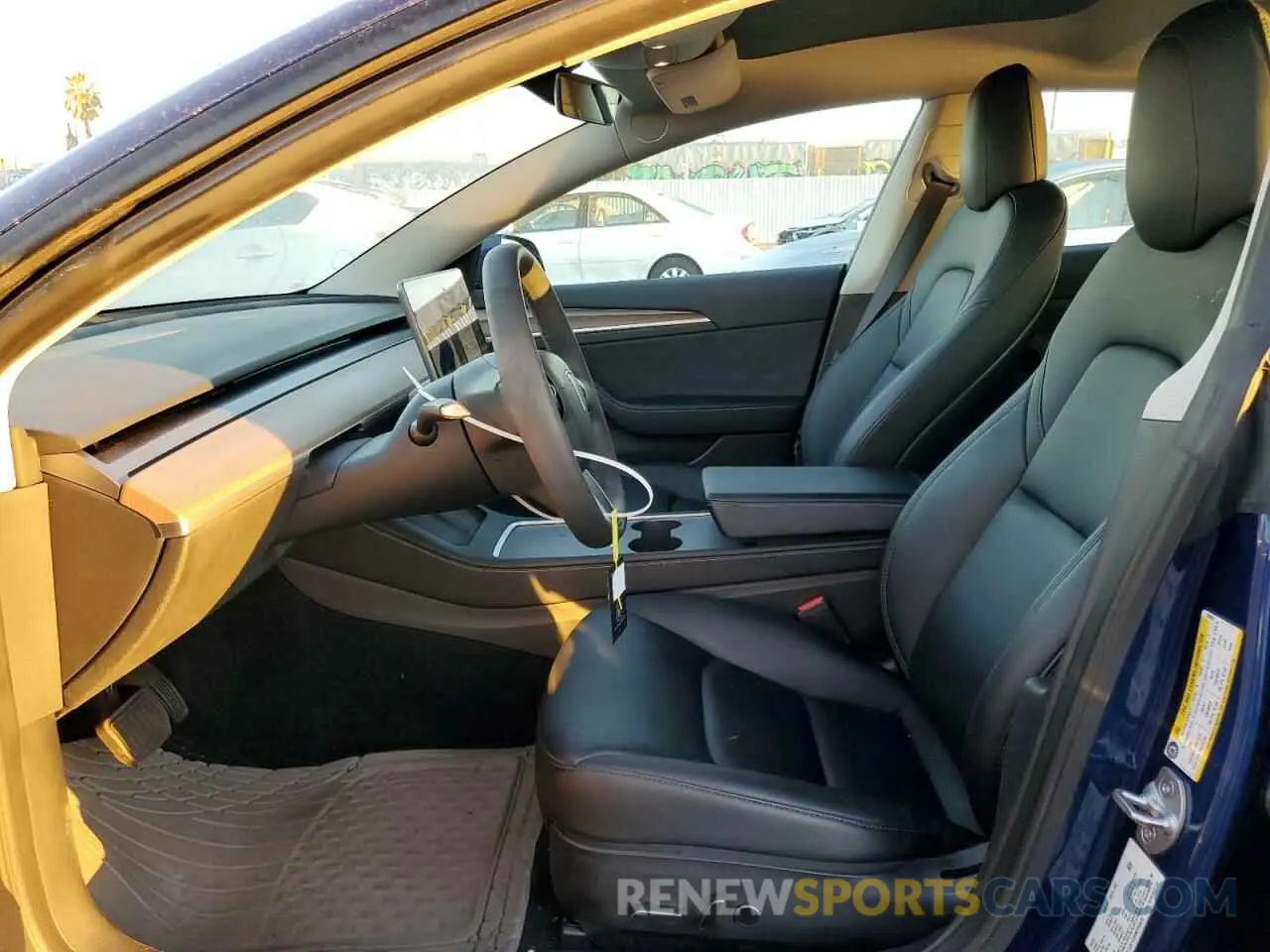 7 Photograph of a damaged car 5YJ3E1EAXNF209423 TESLA MODEL 3 2022