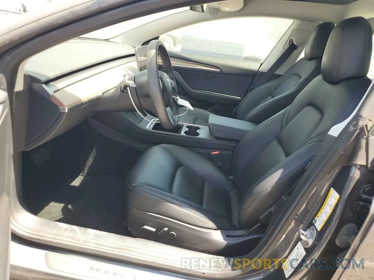 7 Photograph of a damaged car 5YJ3E1EAXNF251588 TESLA MODEL 3 2022