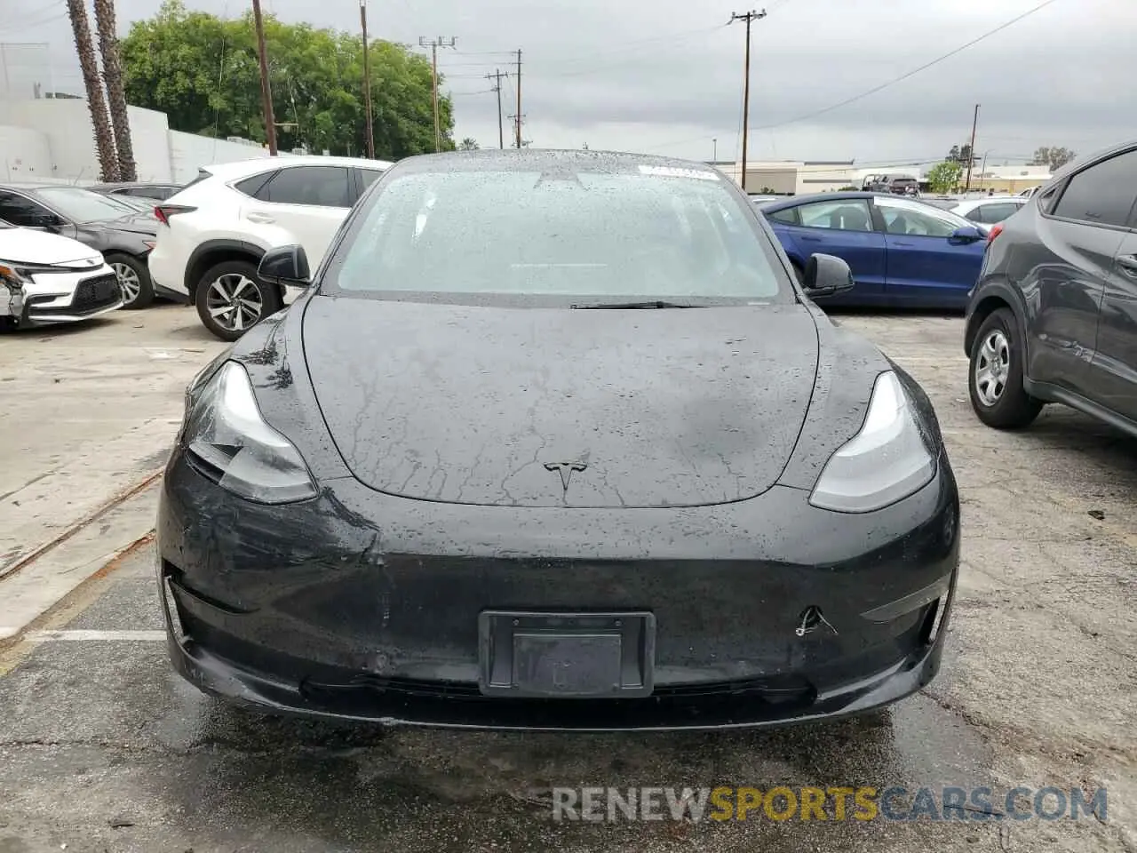 5 Photograph of a damaged car 5YJ3E1EAXNF286213 TESLA MODEL 3 2022