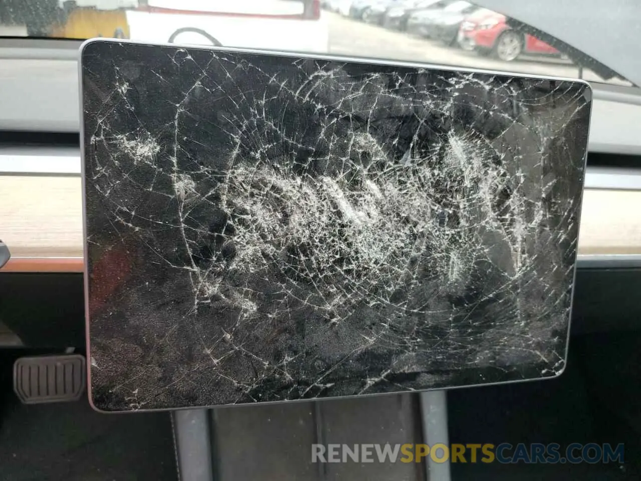 9 Photograph of a damaged car 5YJ3E1EAXNF286213 TESLA MODEL 3 2022
