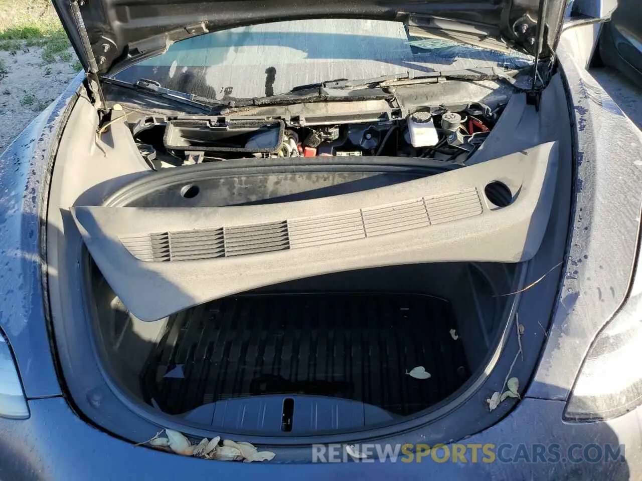 11 Photograph of a damaged car 5YJ3E1EAXNF286406 TESLA MODEL 3 2022
