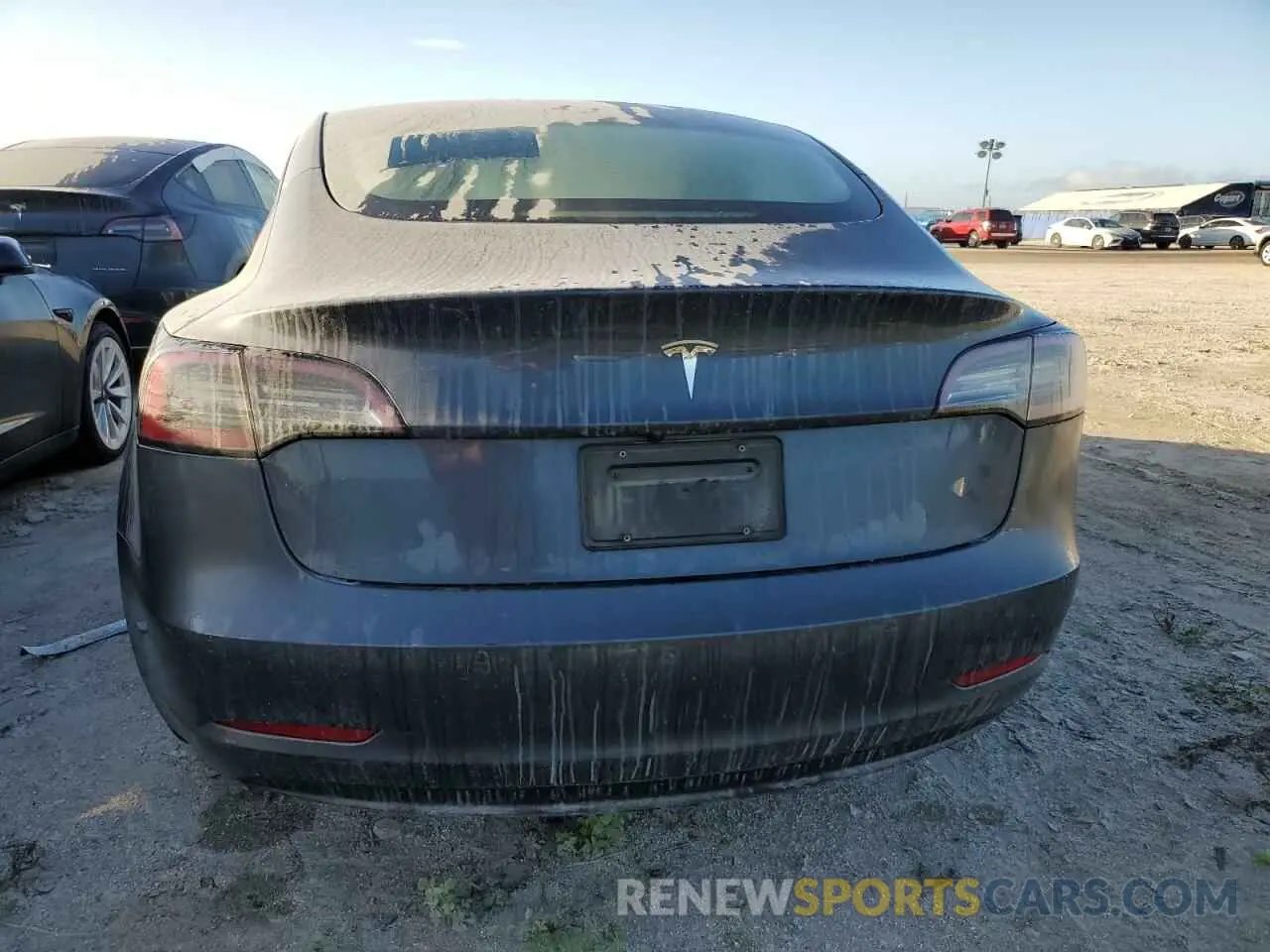6 Photograph of a damaged car 5YJ3E1EAXNF286406 TESLA MODEL 3 2022