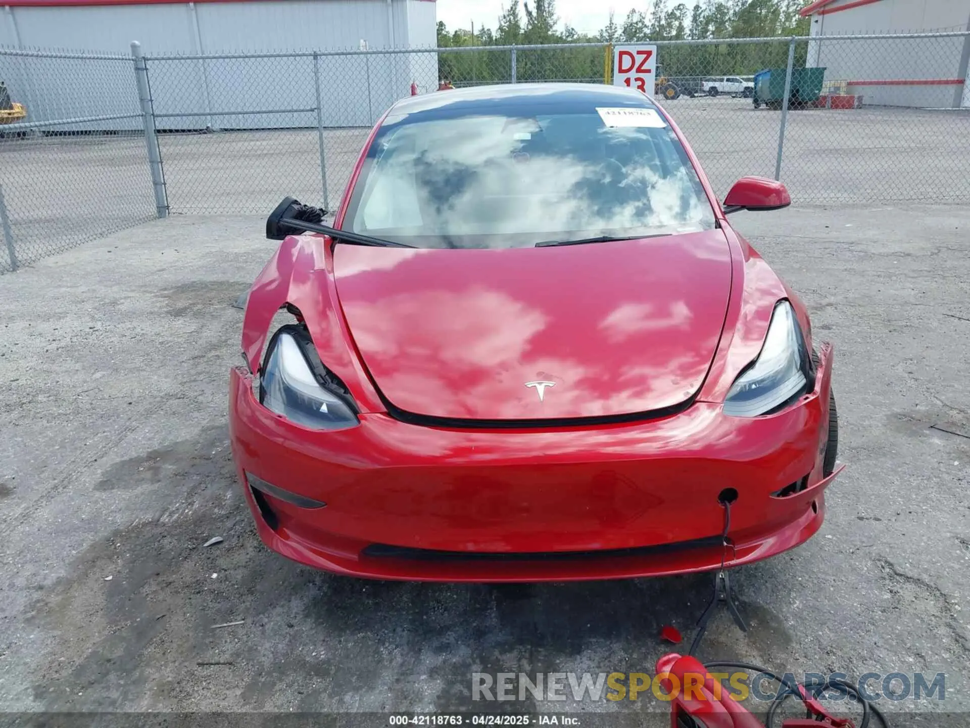 11 Photograph of a damaged car 5YJ3E1EAXNF288351 TESLA MODEL 3 2022