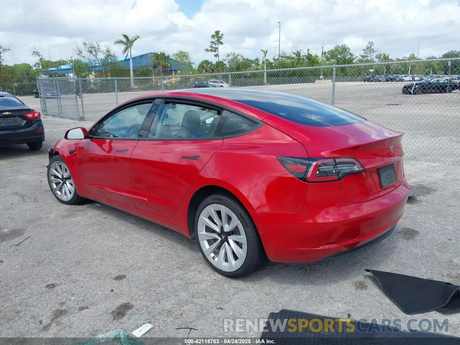 3 Photograph of a damaged car 5YJ3E1EAXNF288351 TESLA MODEL 3 2022