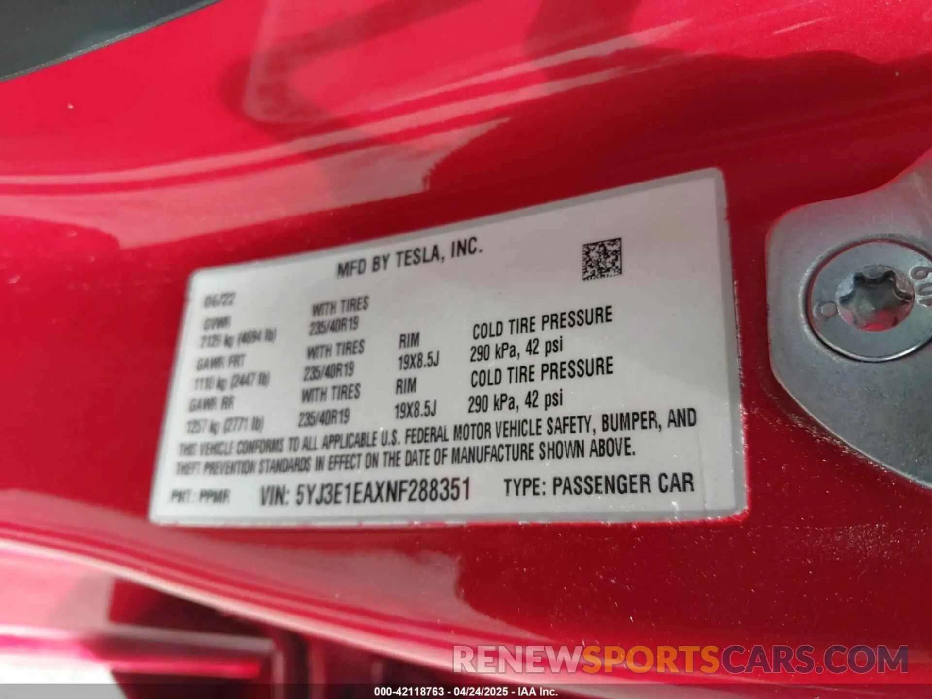 9 Photograph of a damaged car 5YJ3E1EAXNF288351 TESLA MODEL 3 2022