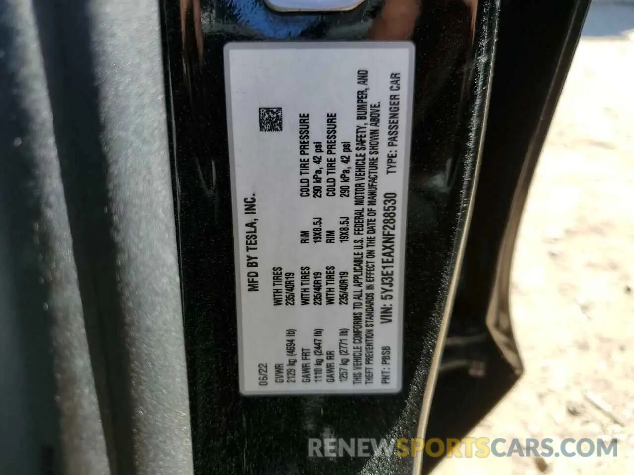 12 Photograph of a damaged car 5YJ3E1EAXNF288530 TESLA MODEL 3 2022