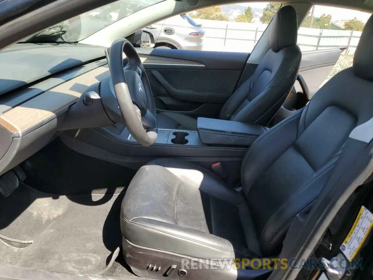7 Photograph of a damaged car 5YJ3E1EAXNF288530 TESLA MODEL 3 2022