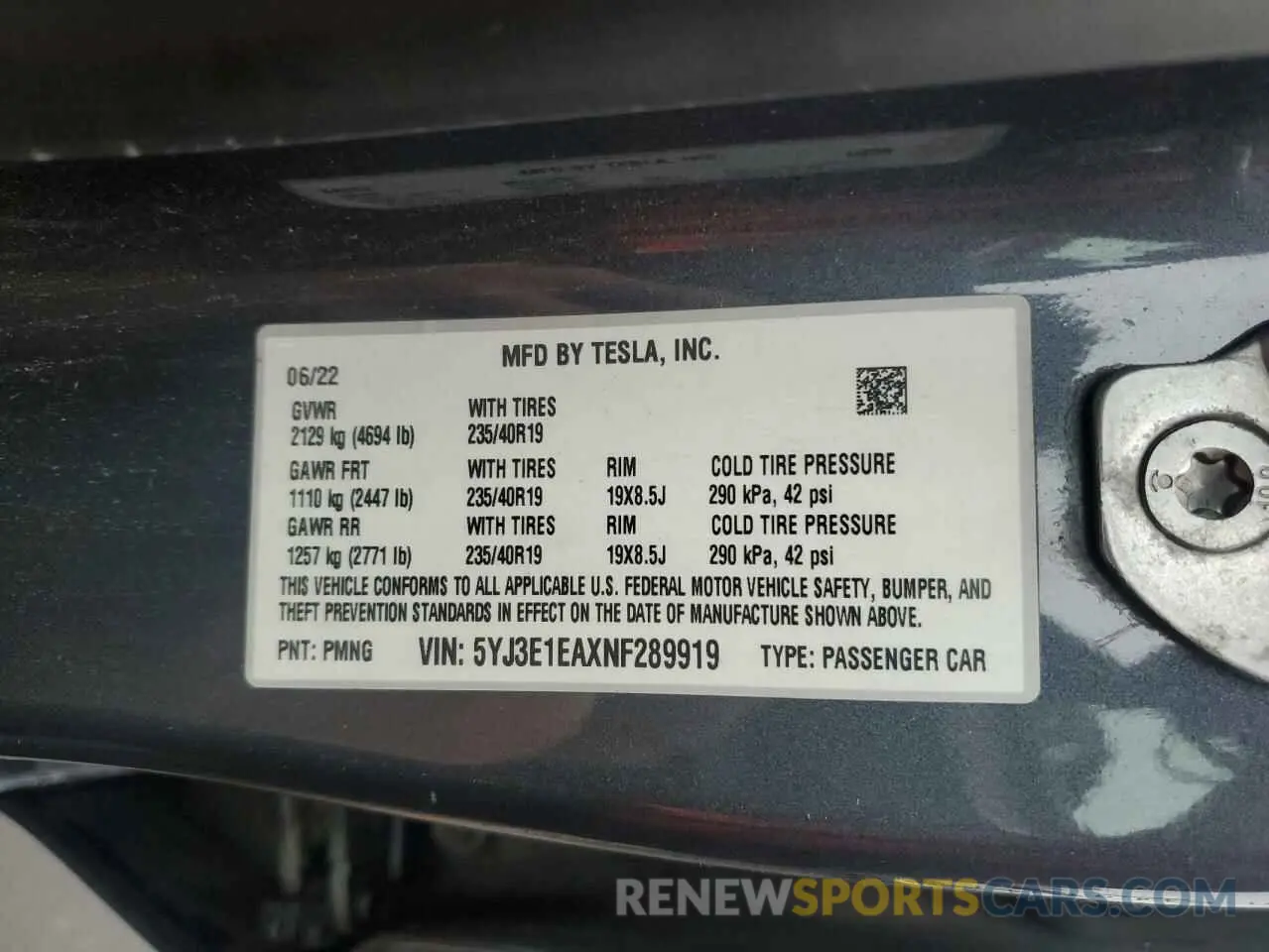 12 Photograph of a damaged car 5YJ3E1EAXNF289919 TESLA MODEL 3 2022
