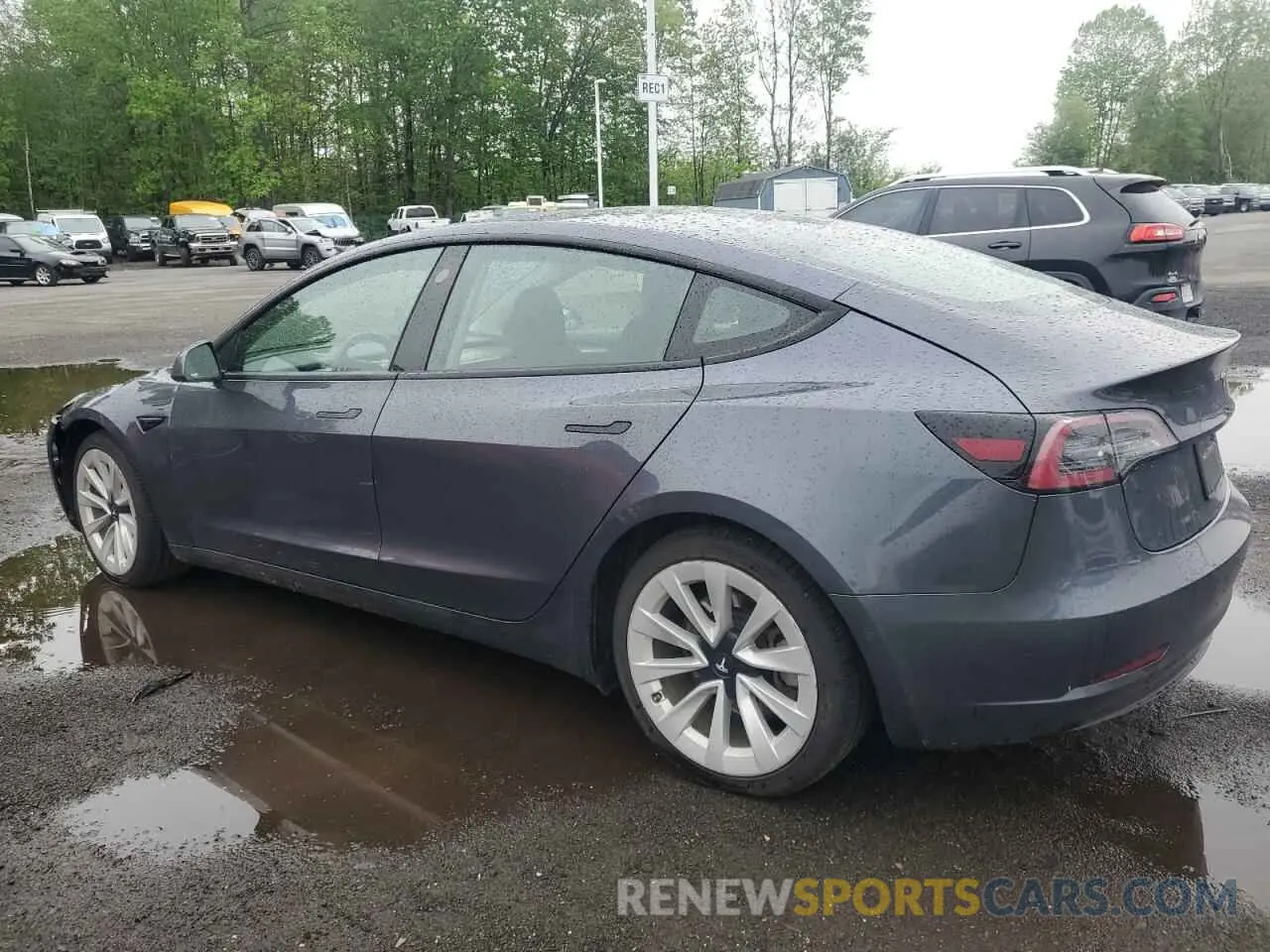 2 Photograph of a damaged car 5YJ3E1EAXNF289919 TESLA MODEL 3 2022