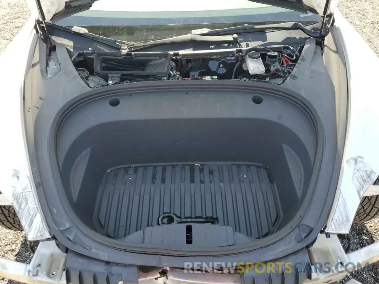 11 Photograph of a damaged car 5YJ3E1EAXNF290276 TESLA MODEL 3 2022