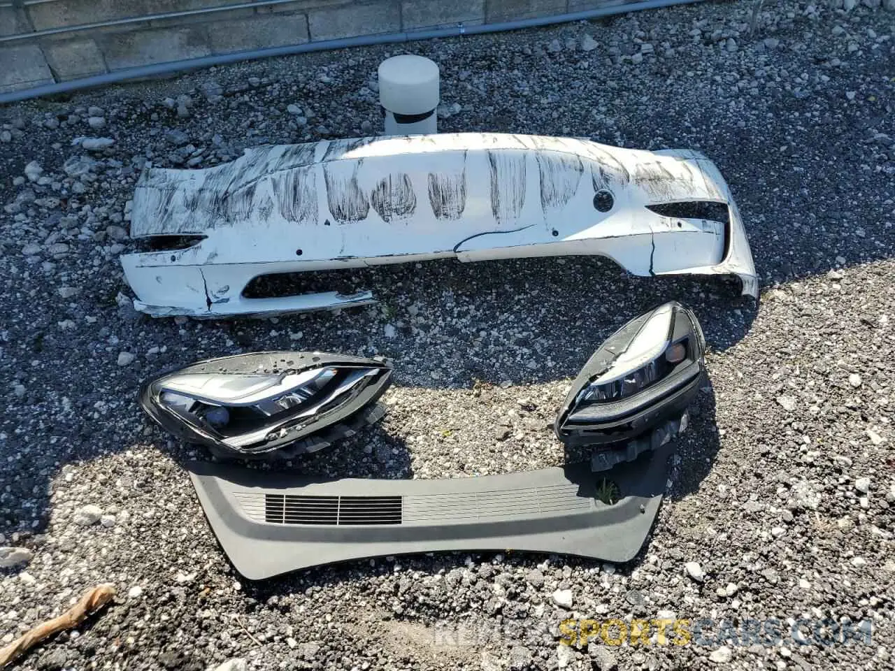 12 Photograph of a damaged car 5YJ3E1EAXNF290276 TESLA MODEL 3 2022