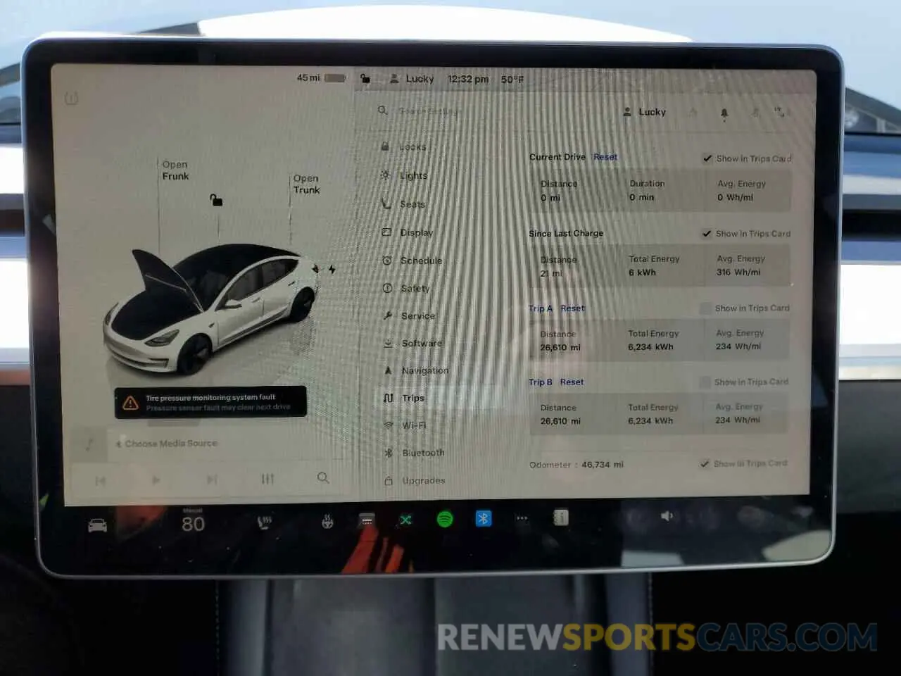 9 Photograph of a damaged car 5YJ3E1EAXNF303639 TESLA MODEL 3 2022