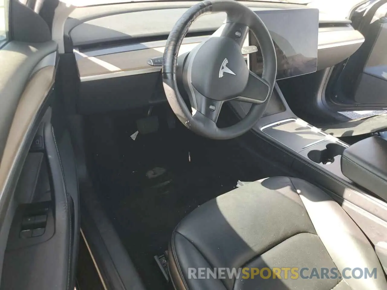 8 Photograph of a damaged car 5YJ3E1EAXNF304502 TESLA MODEL 3 2022