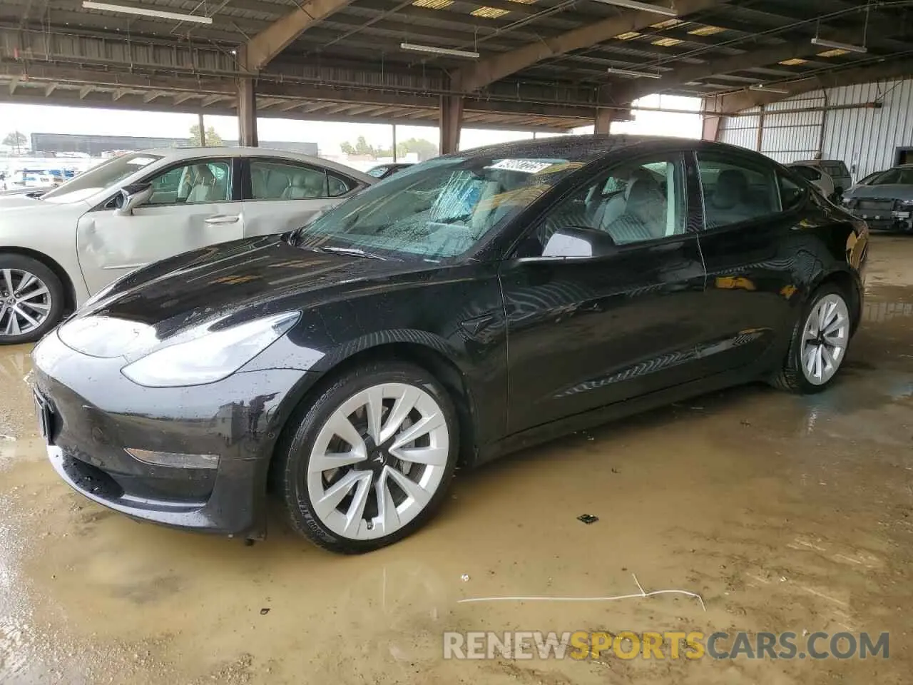 1 Photograph of a damaged car 5YJ3E1EAXNF304743 TESLA MODEL 3 2022