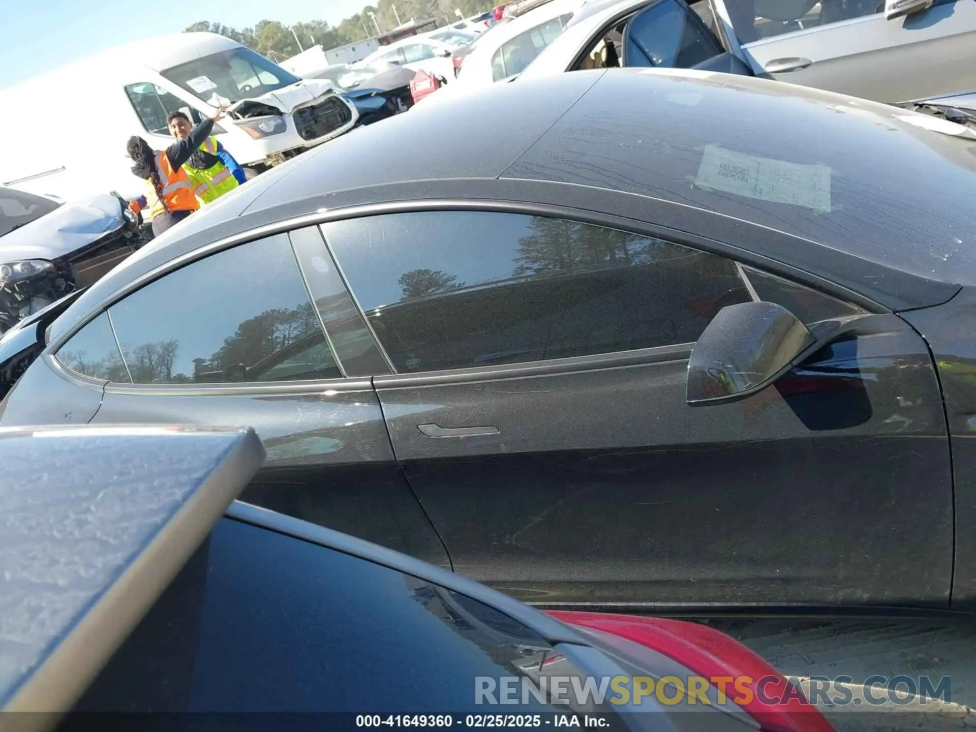 13 Photograph of a damaged car 5YJ3E1EAXNF305410 TESLA MODEL 3 2022