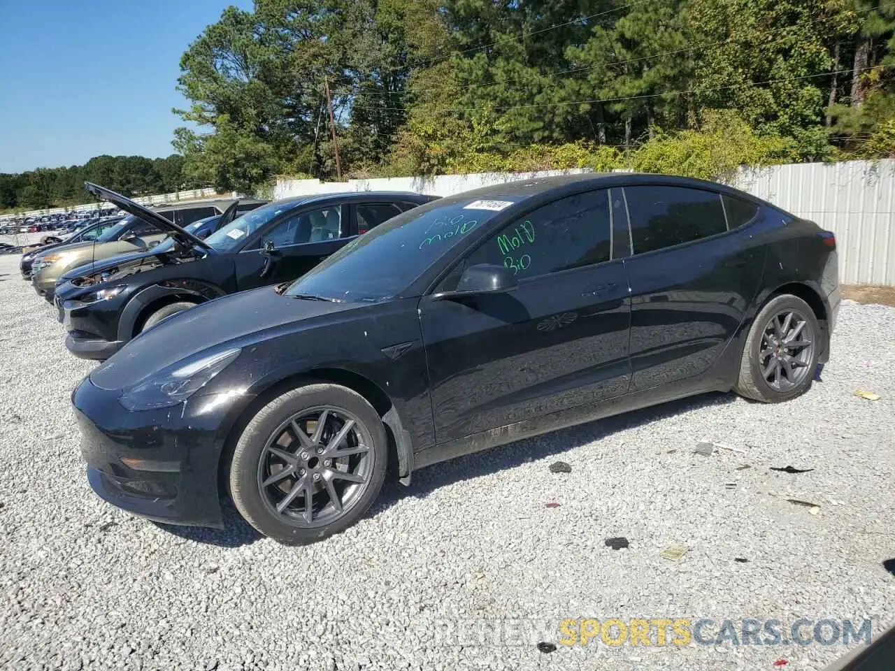 1 Photograph of a damaged car 5YJ3E1EAXNF305536 TESLA MODEL 3 2022