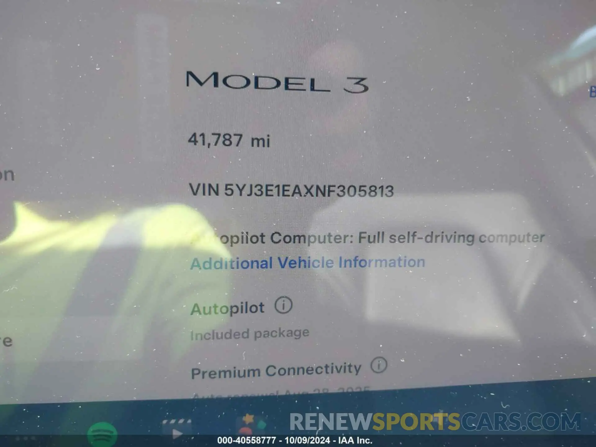 14 Photograph of a damaged car 5YJ3E1EAXNF305813 TESLA MODEL 3 2022