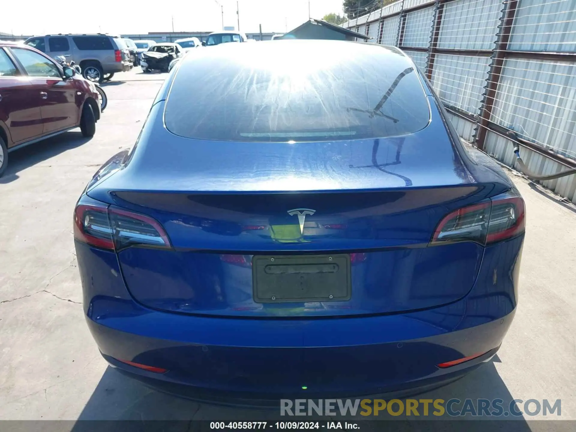 15 Photograph of a damaged car 5YJ3E1EAXNF305813 TESLA MODEL 3 2022