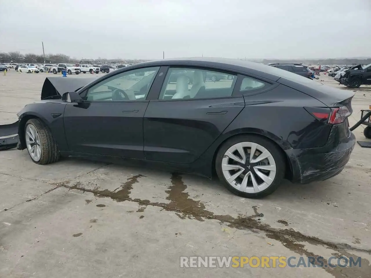 2 Photograph of a damaged car 5YJ3E1EAXNF310994 TESLA MODEL 3 2022