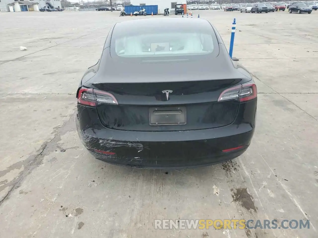 6 Photograph of a damaged car 5YJ3E1EAXNF310994 TESLA MODEL 3 2022