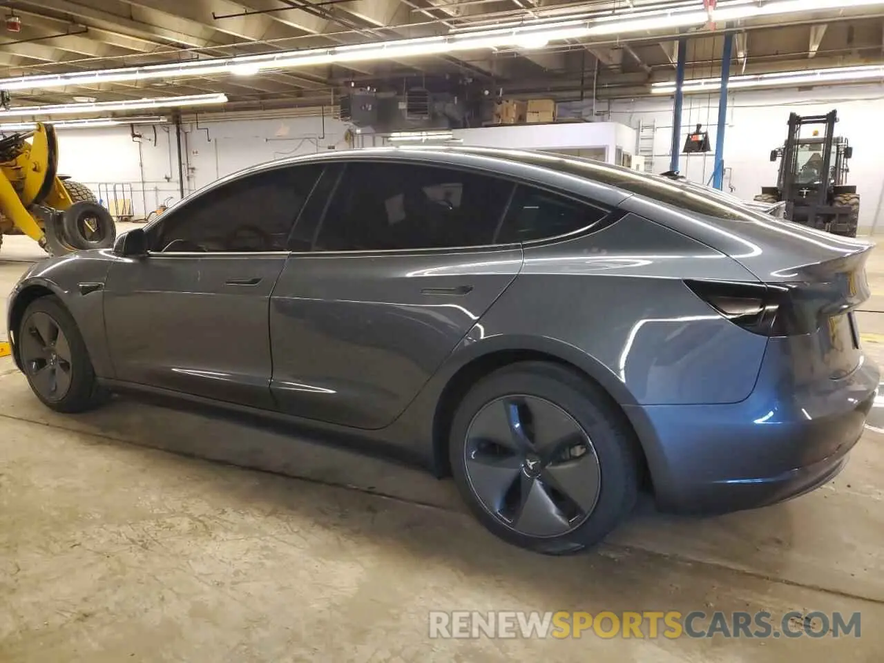 2 Photograph of a damaged car 5YJ3E1EAXNF313989 TESLA MODEL 3 2022