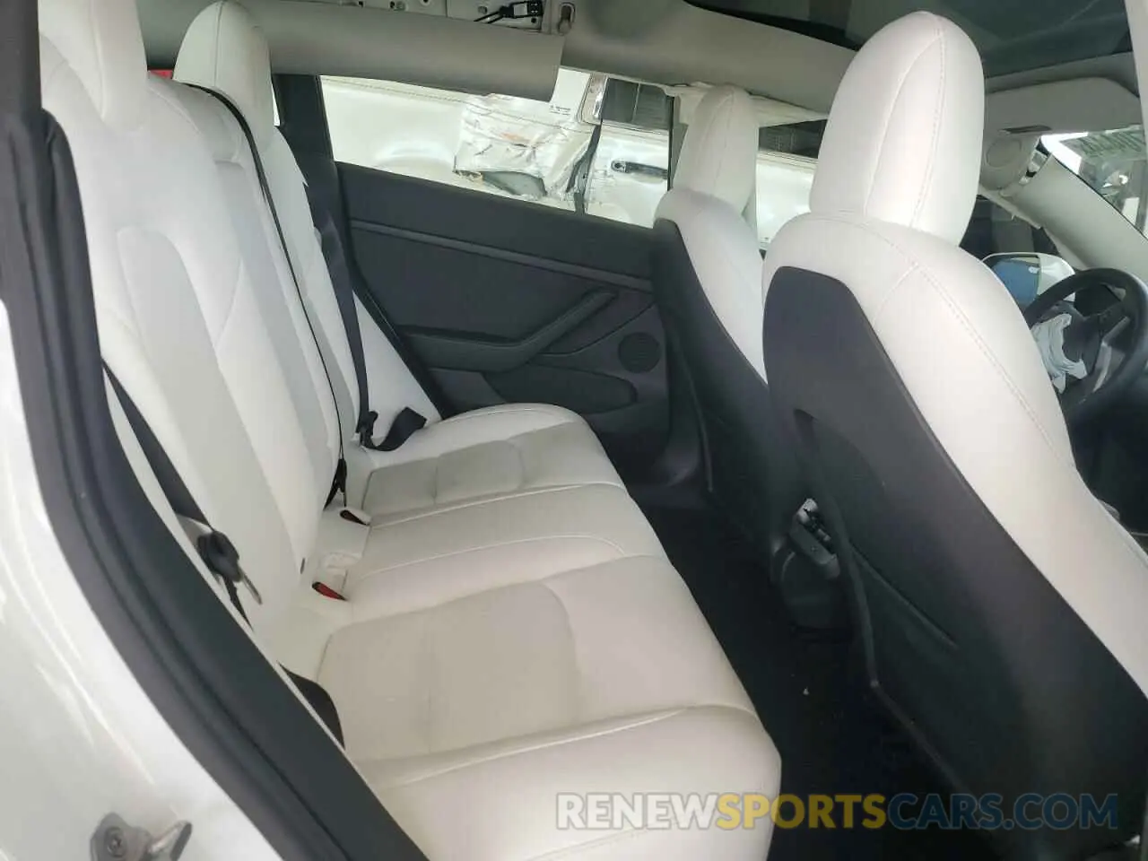 10 Photograph of a damaged car 5YJ3E1EAXNF321803 TESLA MODEL 3 2022