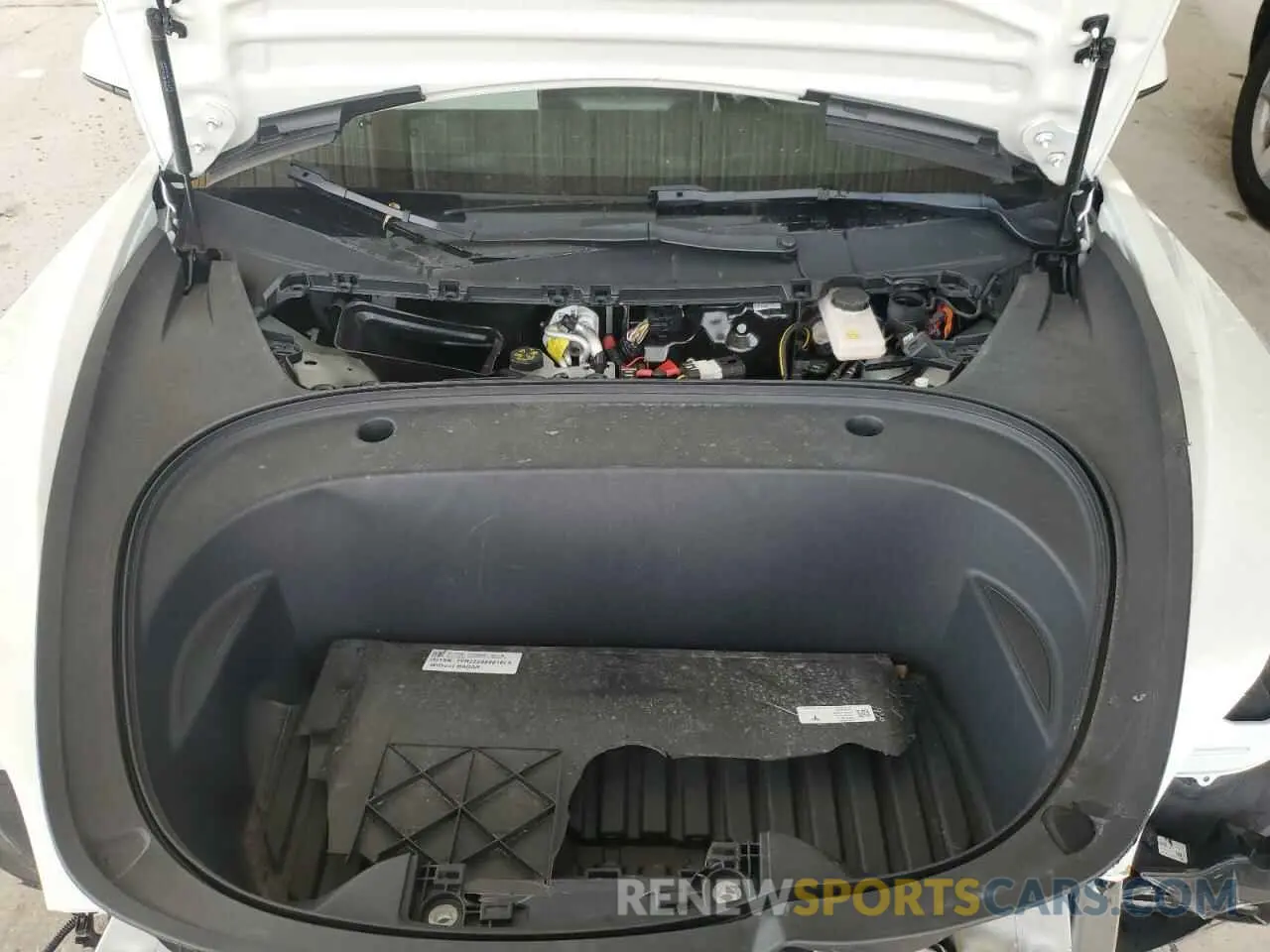 11 Photograph of a damaged car 5YJ3E1EAXNF321803 TESLA MODEL 3 2022