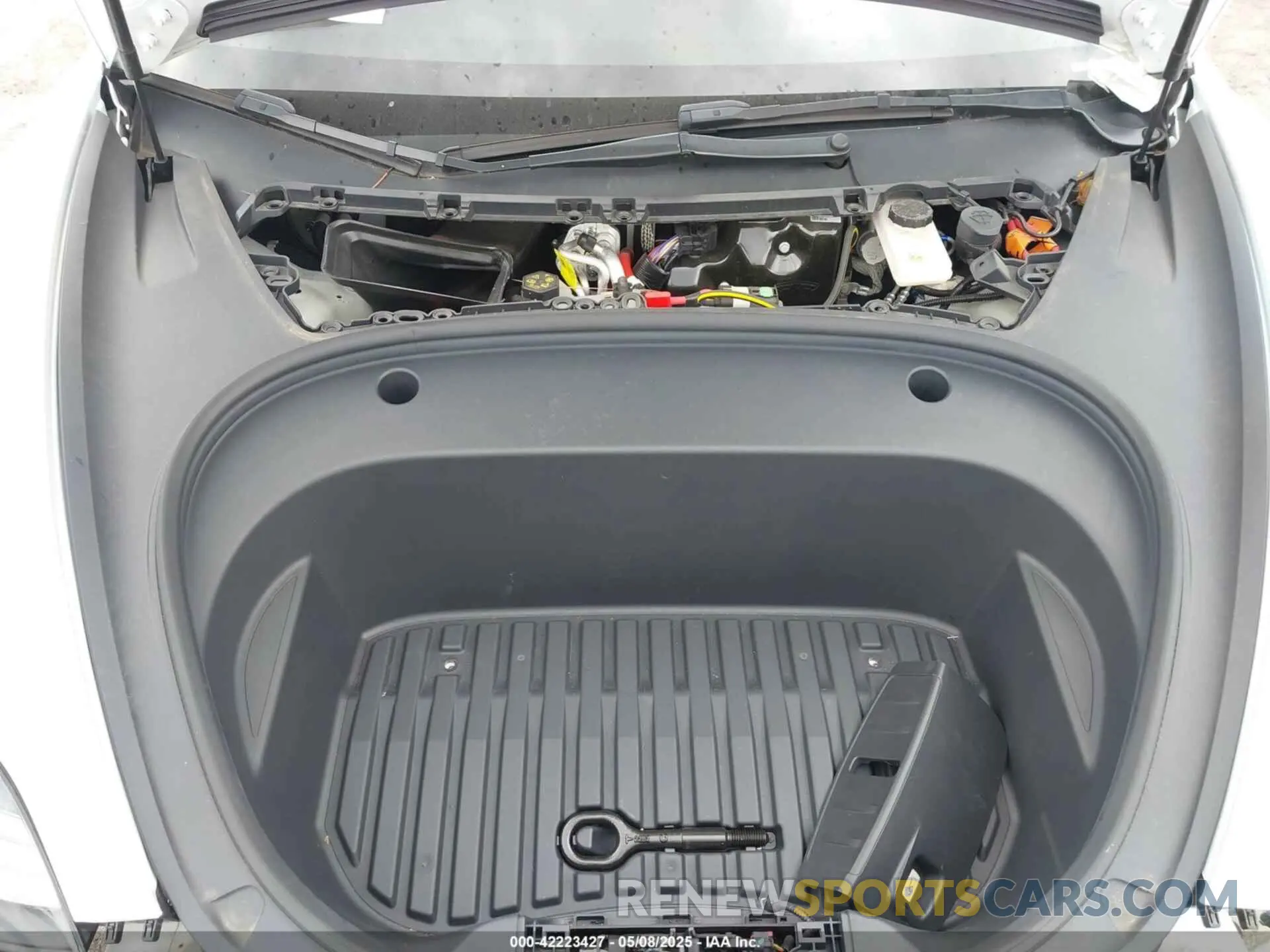 10 Photograph of a damaged car 5YJ3E1EAXNF328184 TESLA MODEL 3 2022