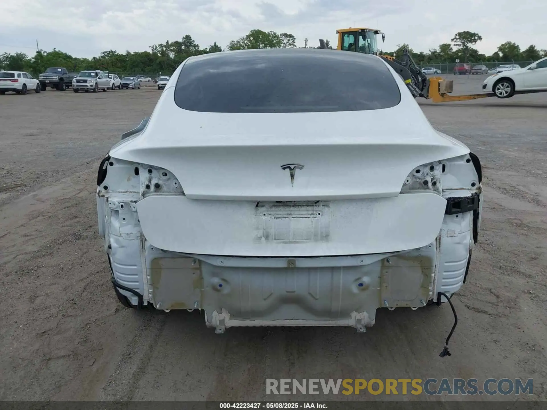 16 Photograph of a damaged car 5YJ3E1EAXNF328184 TESLA MODEL 3 2022