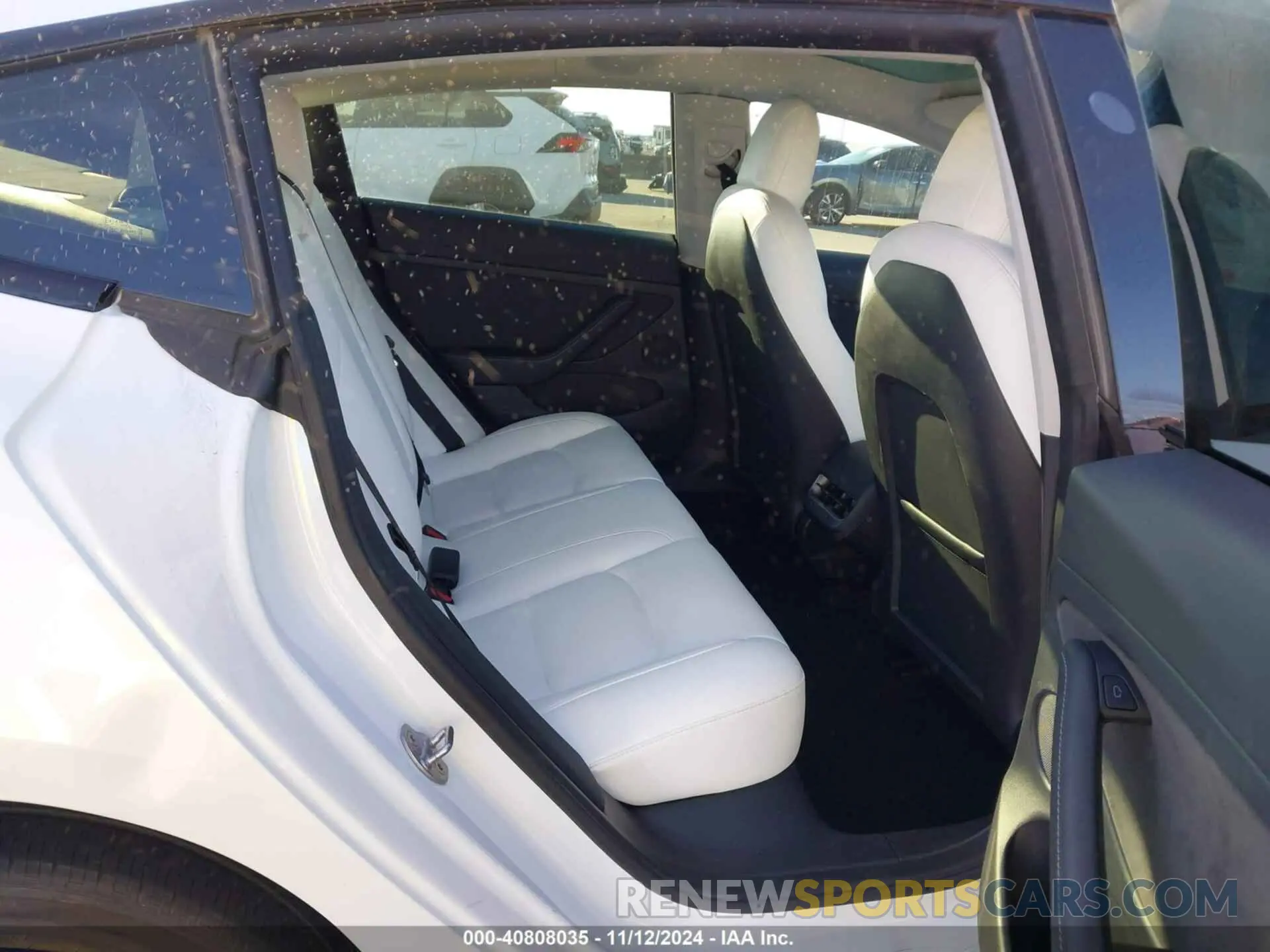 8 Photograph of a damaged car 5YJ3E1EAXNF330727 TESLA MODEL 3 2022