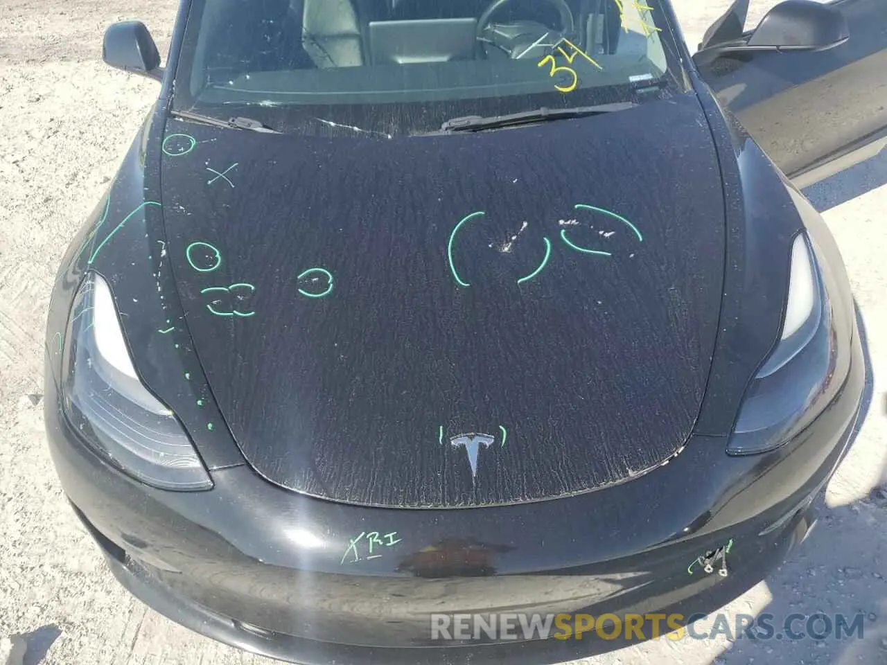 11 Photograph of a damaged car 5YJ3E1EAXNF369334 TESLA MODEL 3 2022