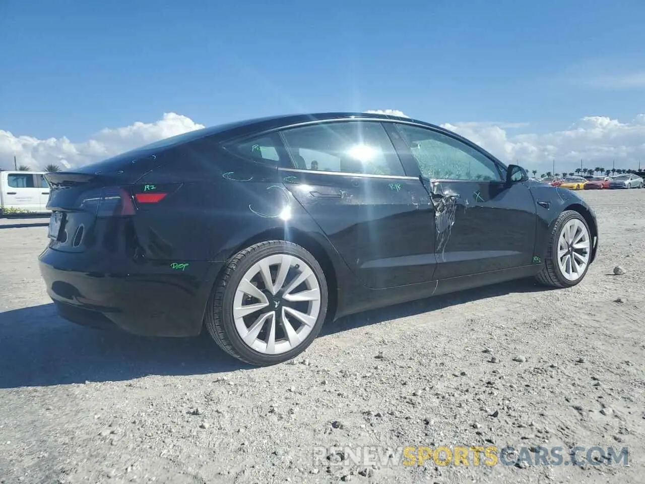 3 Photograph of a damaged car 5YJ3E1EAXNF369334 TESLA MODEL 3 2022