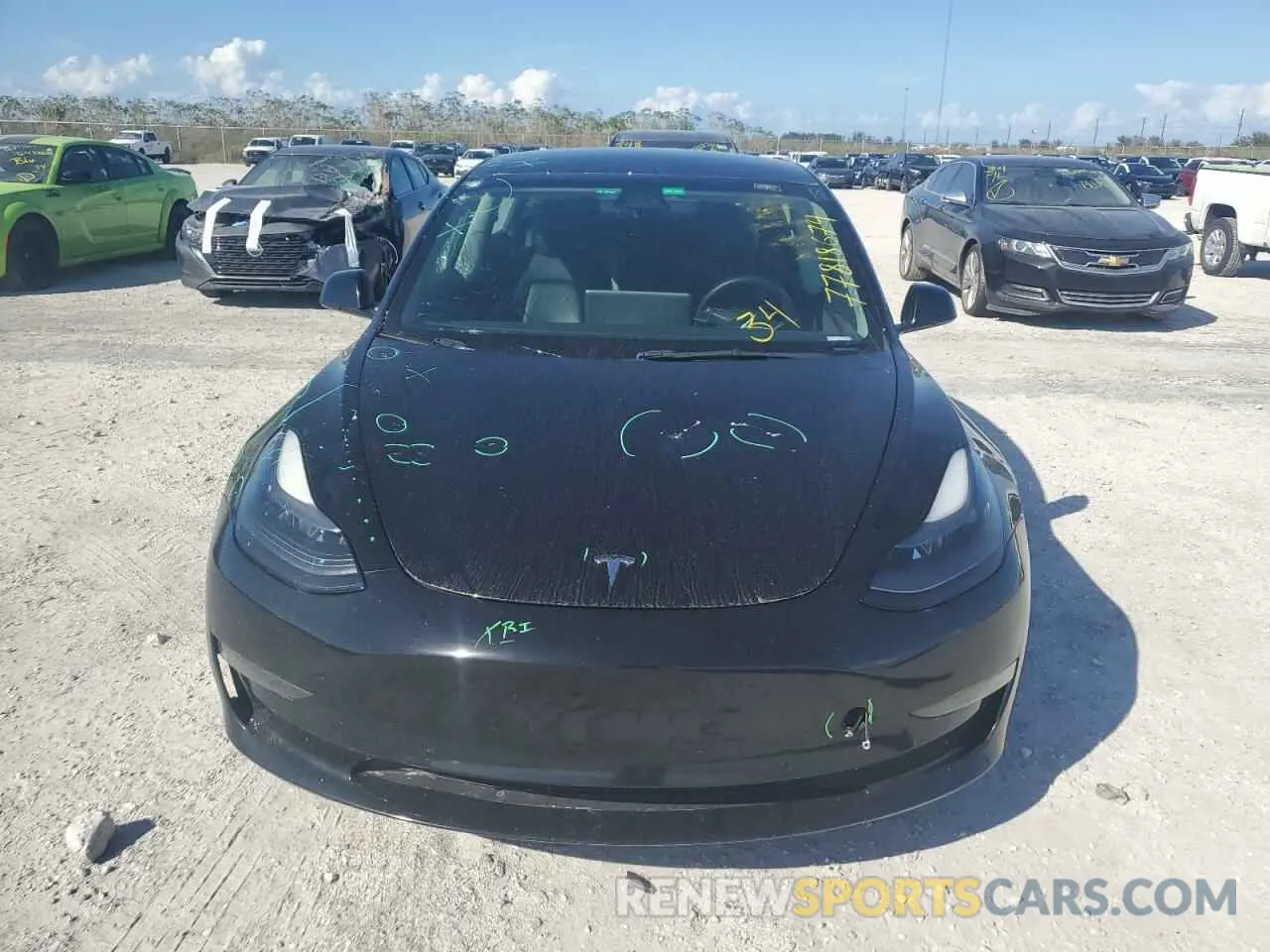 5 Photograph of a damaged car 5YJ3E1EAXNF369334 TESLA MODEL 3 2022
