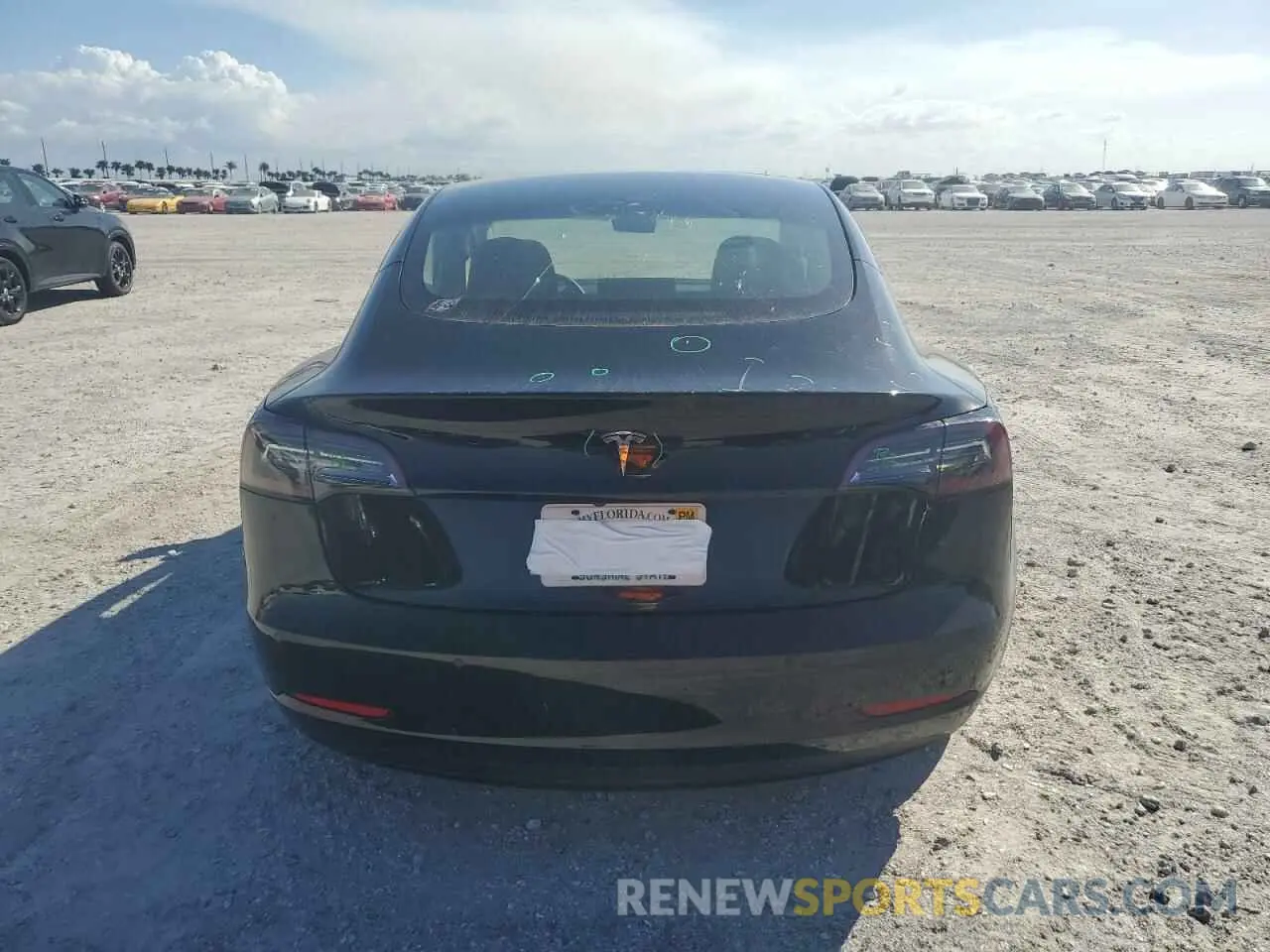 6 Photograph of a damaged car 5YJ3E1EAXNF369334 TESLA MODEL 3 2022