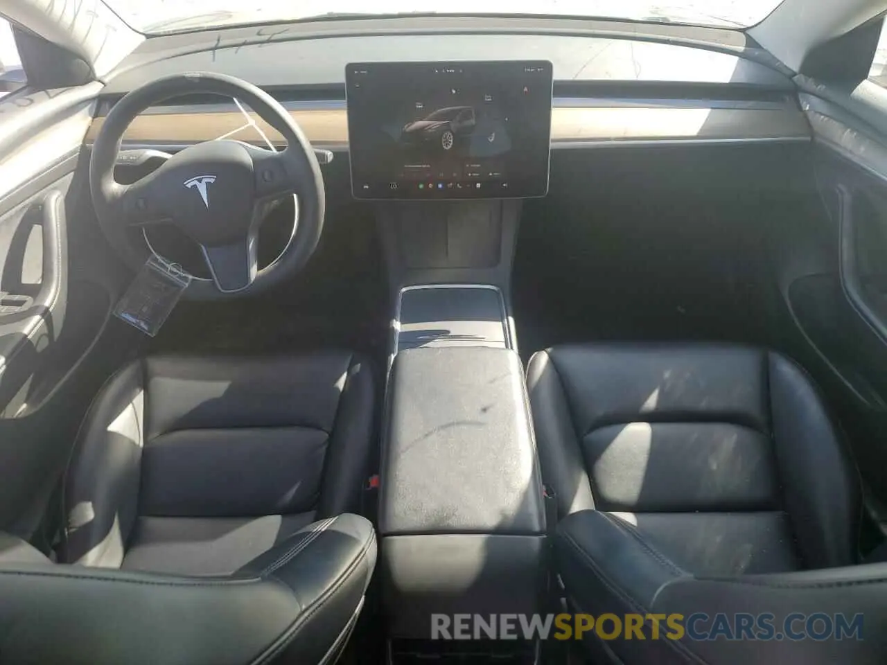 8 Photograph of a damaged car 5YJ3E1EAXNF369334 TESLA MODEL 3 2022