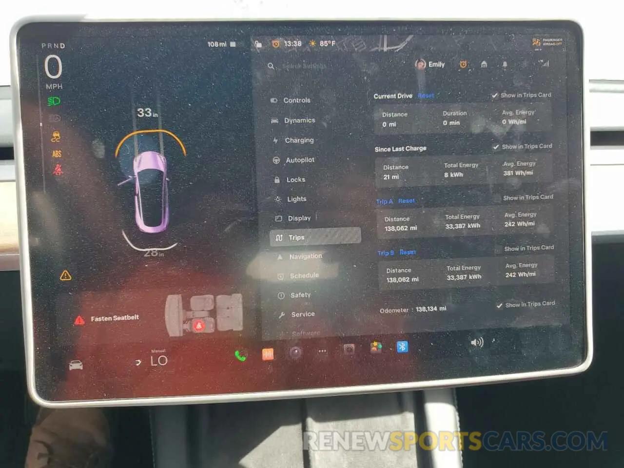 9 Photograph of a damaged car 5YJ3E1EAXNF370032 TESLA MODEL 3 2022