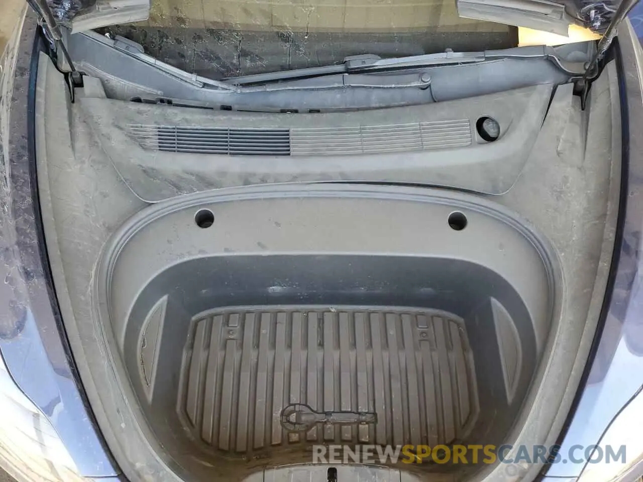 11 Photograph of a damaged car 5YJ3E1EAXNF370452 TESLA MODEL 3 2022