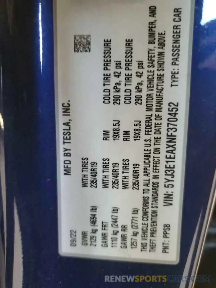 12 Photograph of a damaged car 5YJ3E1EAXNF370452 TESLA MODEL 3 2022